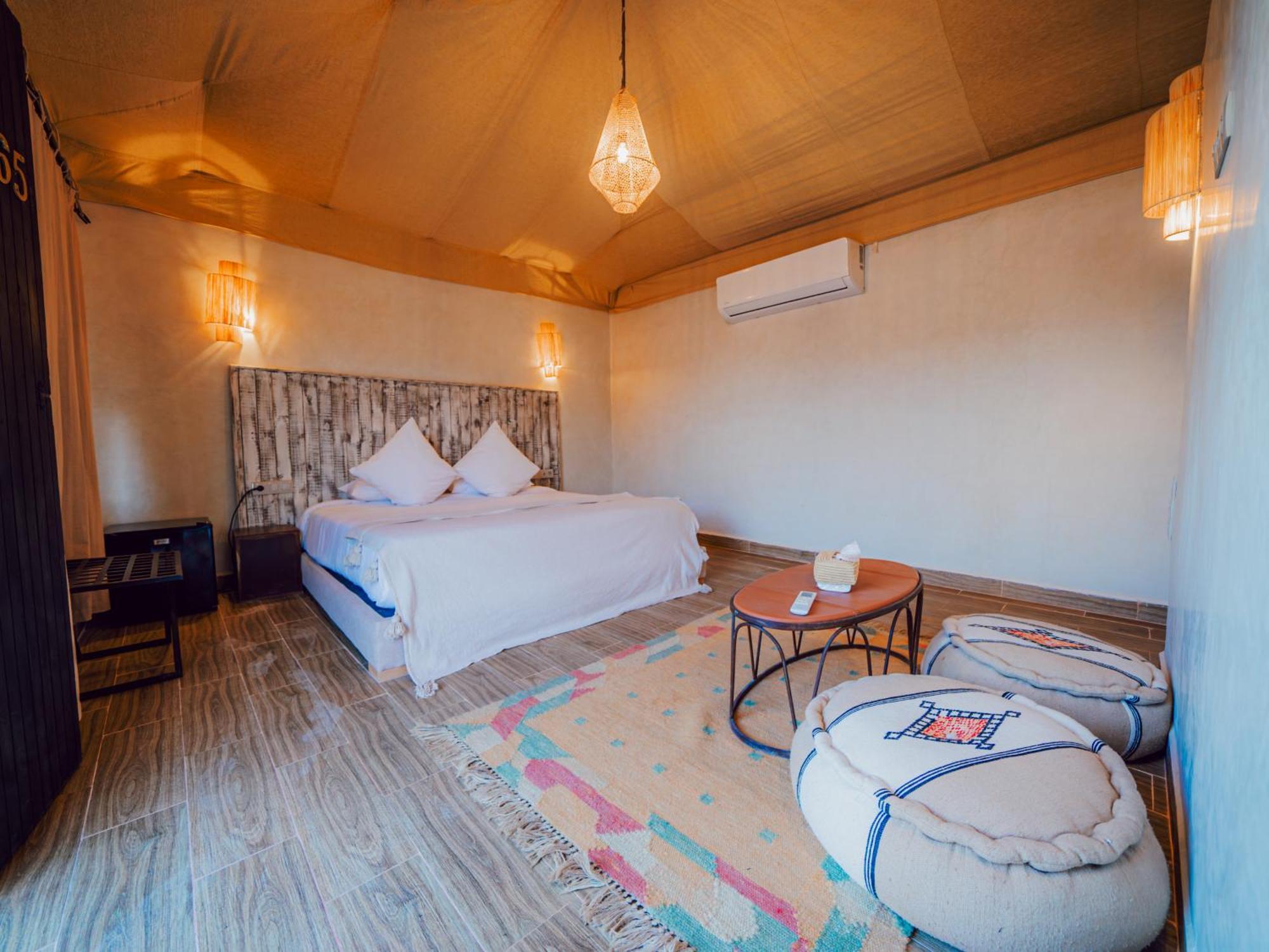 Le Bedouin Agafay Villa Marrakesh Exterior photo
