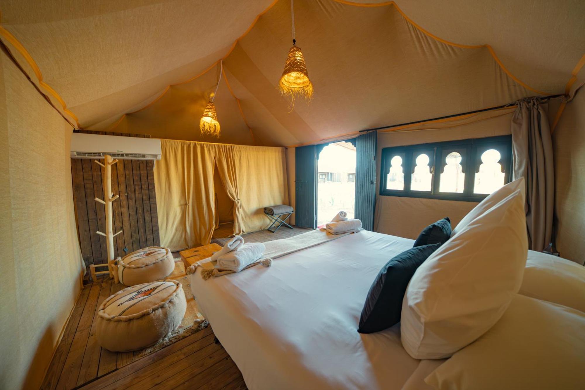 Le Bedouin Agafay Villa Marrakesh Exterior photo